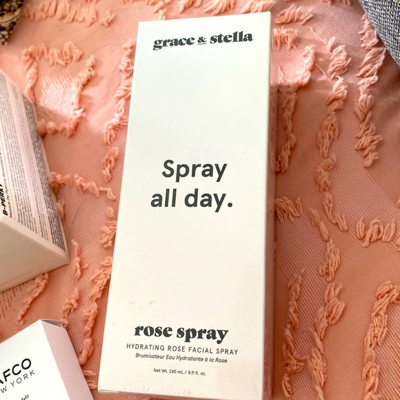Grace & Stella Rose Spray - Picture 1 of 3